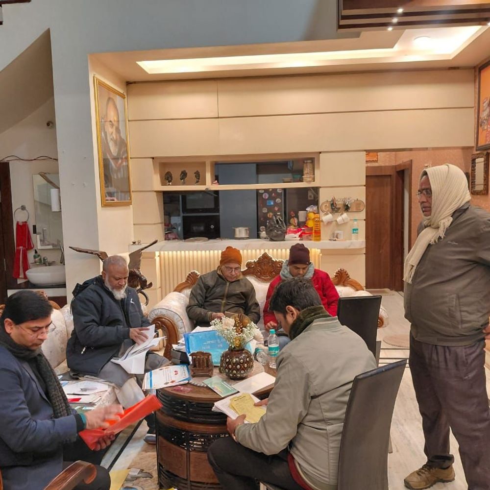 मुजफ्फरपुर DAO सुधीर कुमार 19 हजार रिश्वत लेते गिरफ्तार:पटना आवास से 14 लाख कैश, सोना-चांदी-दस्तावेज बरामद; आय से अधिक संपत्ति से जुड़ा मामला