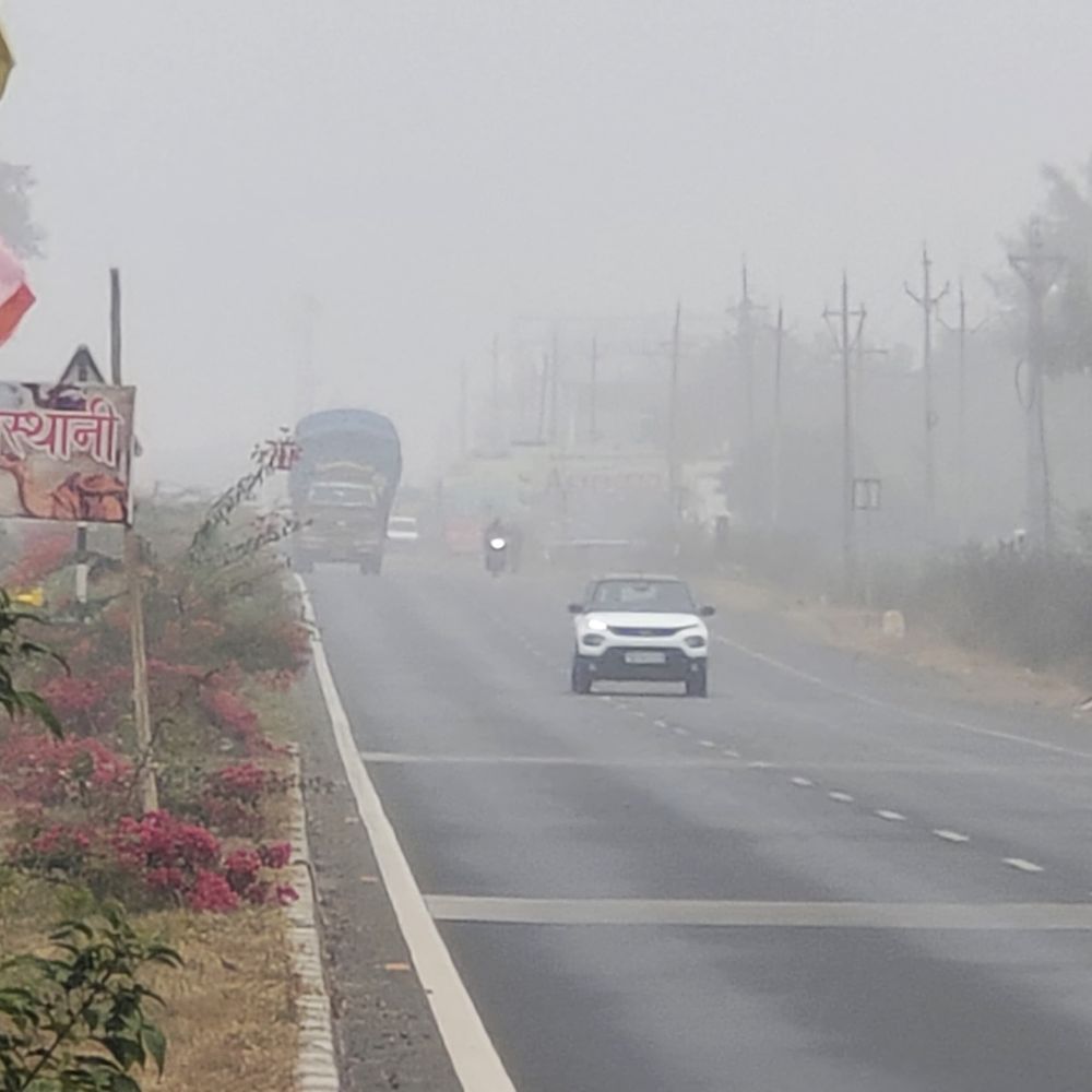 देवास में नर्सरी से 8वीं तक 3 दिन अवकाश:ठंड के चलते कलेक्टर ने जारी किए आदेश, 5 से 07 जनवरी तक छुट्टी