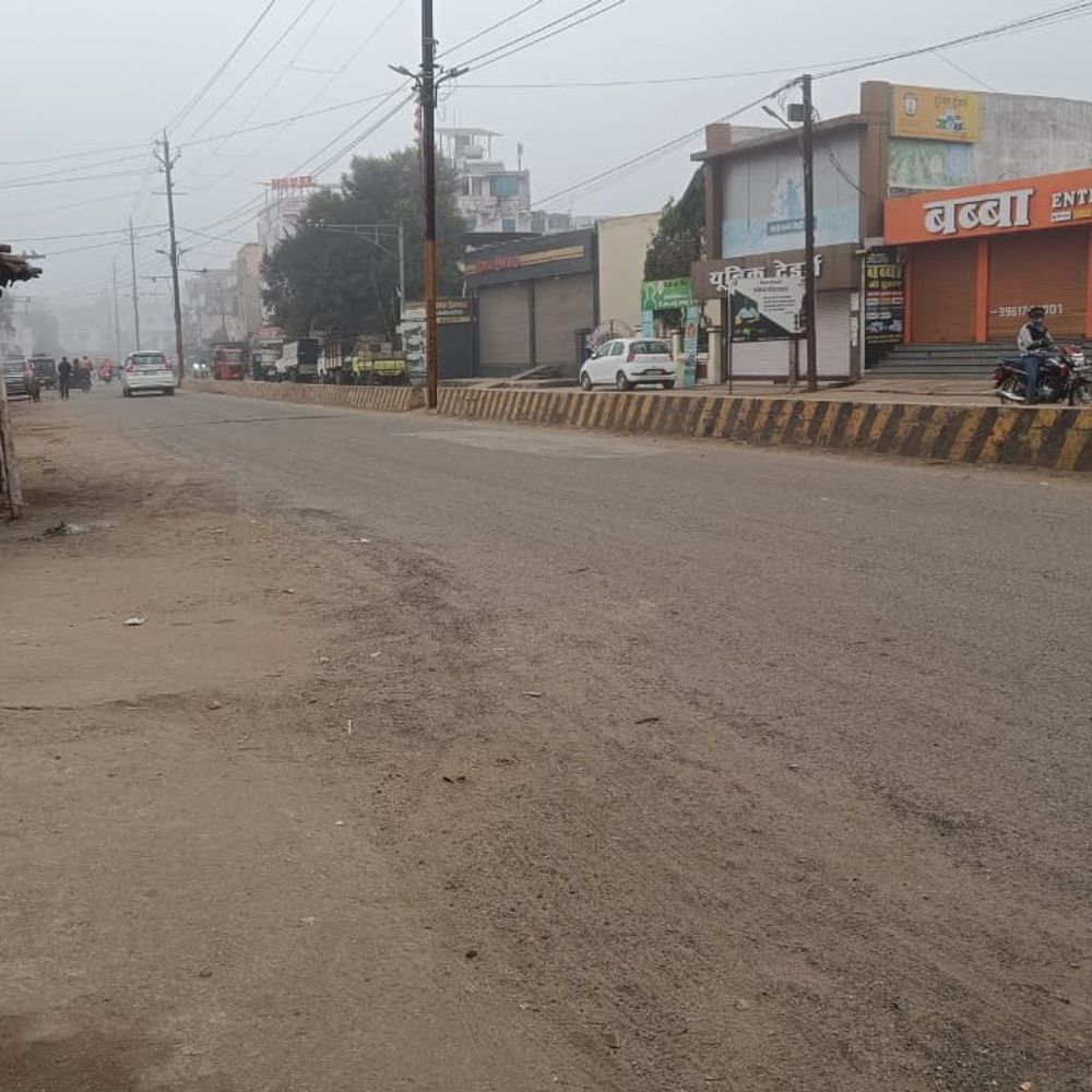 नरसिंहपुर में न्यूनतम टेम्परेचर 5 डिग्री, बढ़ी ठंड:तापमान पिछले साल से 3 डिग्री कम; आगामी दिनों में भी ठंड का असर बना रहेगा