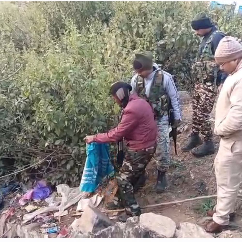 चतरा में नवजात बच्ची का शव बरामद:  कठौतिया तालाब के पास नाले में मिला शव, माता-पिता की पहचान के प्रयास में जुटी पुलिस – Chatra News