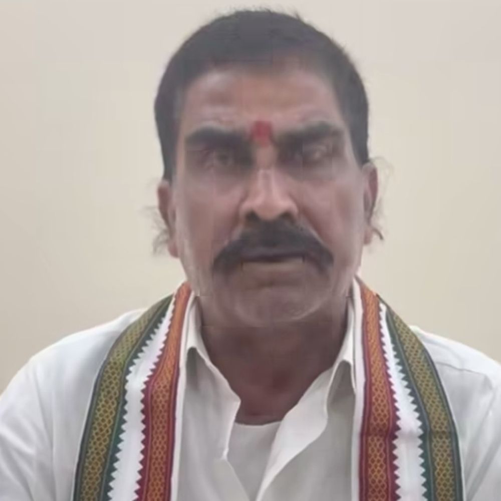 धान खरीद में पैक्सों की मनमानी का आरोप:पूर्व विधायक ने डीएम से जांच की मांग की, कहा-बिक्री की पावती रसीद नहीं दी जाती