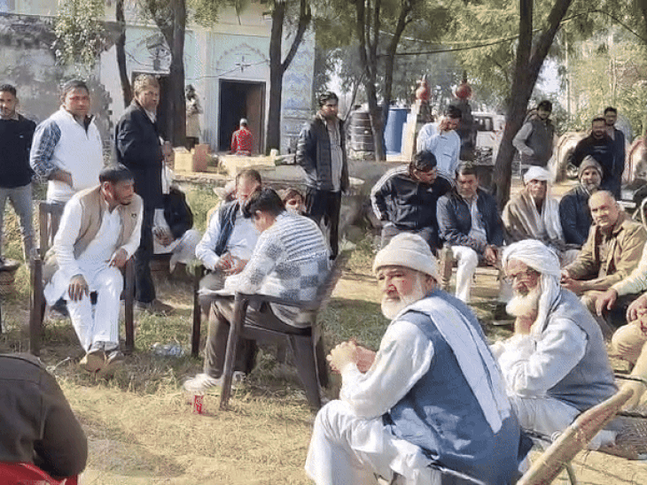 नूंह में विवादित भूमि का महापंचायत ने निकाला हल:  न्यायालय के आदेश पर ड्यूटी मजिस्ट्रेट की मौजूदगी में शांतिपूर्ण कार्यवाही संपन्न – Nuh News