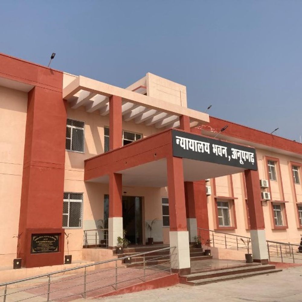 श्रीगंगानगर में मजदूर सप्लाई का झांसा देकर 9.80 लाख ठगे:  उत्तरप्रदेश के ठग बंधुआ मजदूरी की शिकायत कर भागे, फोन स्विच ऑफ किए – Sriganganagar News