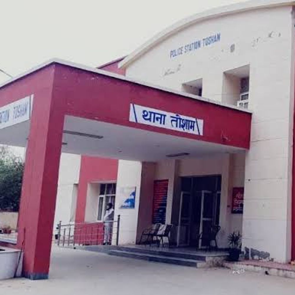 भिवानी में जानलेवा हमले के दो आरोपी गिरफ्तार:  थार से बाइक सवार को मारी थी टक्कर; कोर्ट ने रिमांड पर भेजा – Loharu News