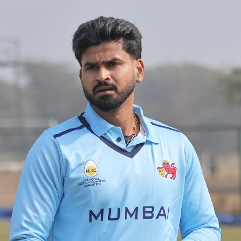 श्रेयस अय्यर भारतीय टीम से खेलने के लिए फिट:सेंटर ऑफ एक्सीलेंस से डिस्चार्ज किया गया, न्यूजीलैंड के खिलाफ पहला वनडे खेलेंगे