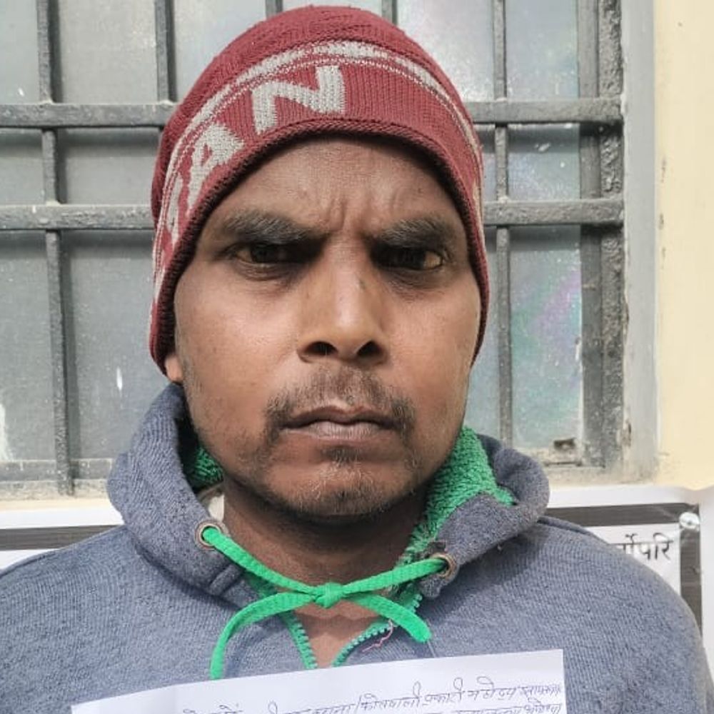 वृद्ध के घर और खेत का धोखे से बैनामा:न्याय के लिए पुलिस को तहरीर, एसओ बोले- जानकारी नहीं