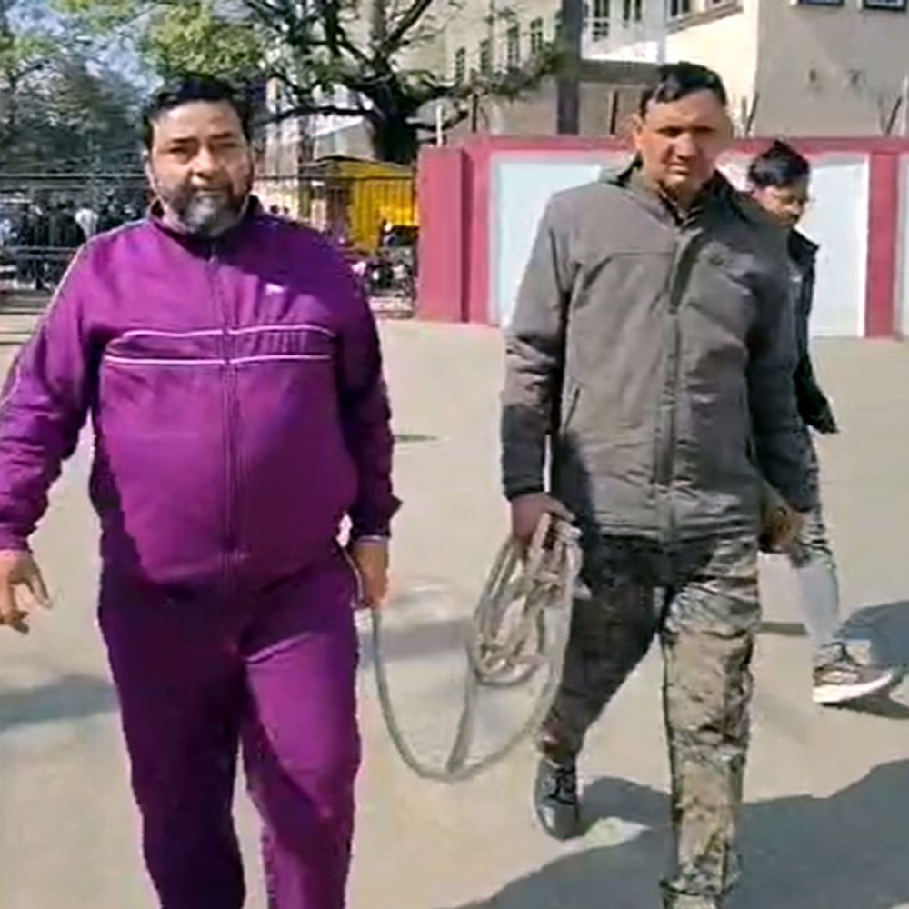 बोकारो में इनामी वांछित अपराधी पंकज त्रिपाठी गिरफ्तार:  मारपीट, धोखाधड़ी सहित कई गंभीर मामलों में था फरार – Bokaro News