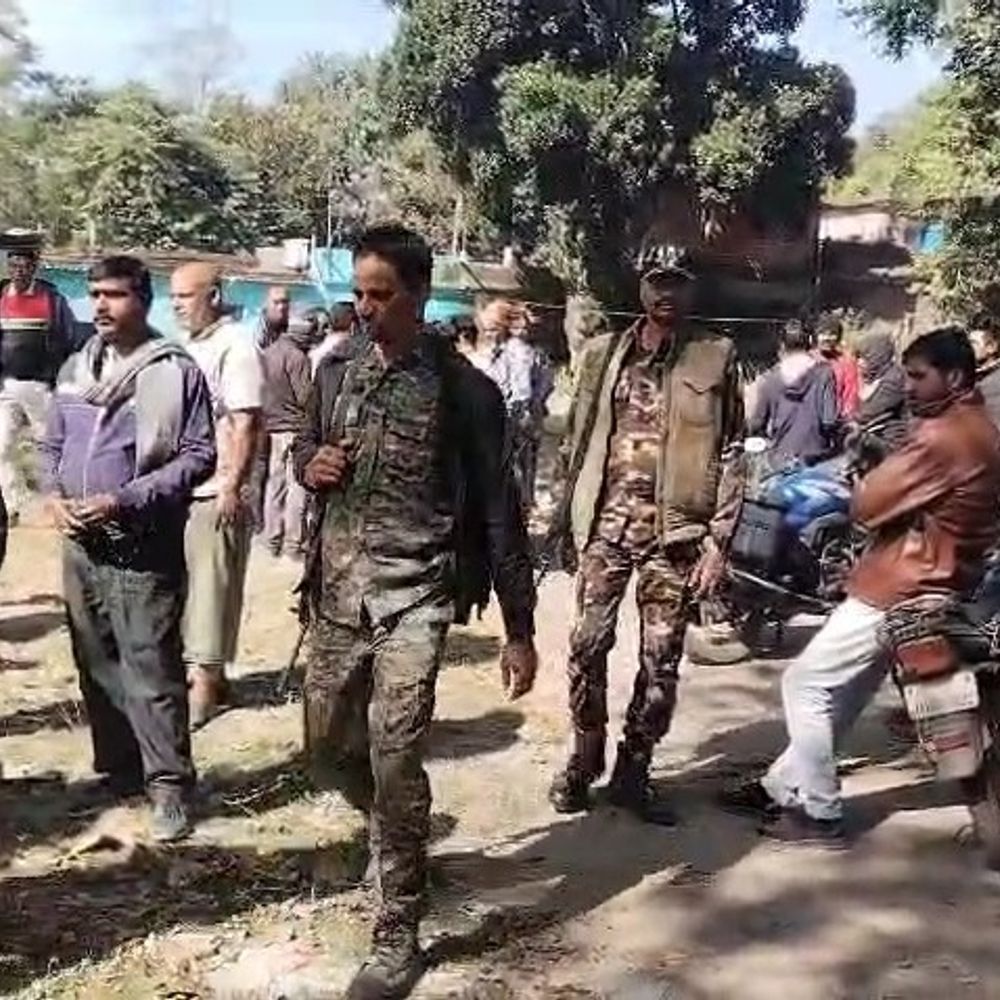 गोमो में निजी बिजली मिस्त्री ने की आत्महत्या:  घर में फंदे पर लटका मिला शव, परिवार बिहार में रहता है – Dhanbad News