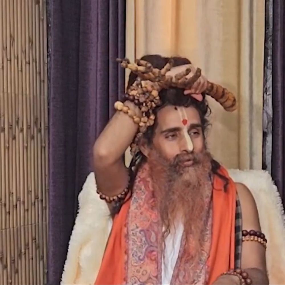 सद्गुरु ऋतेश्वर महाराज लखनऊ पहुंचे:बोले- भारत पहले से ही हिंदू राष्ट्र है, इसे अलग से बनाने की जरूरत नहीं