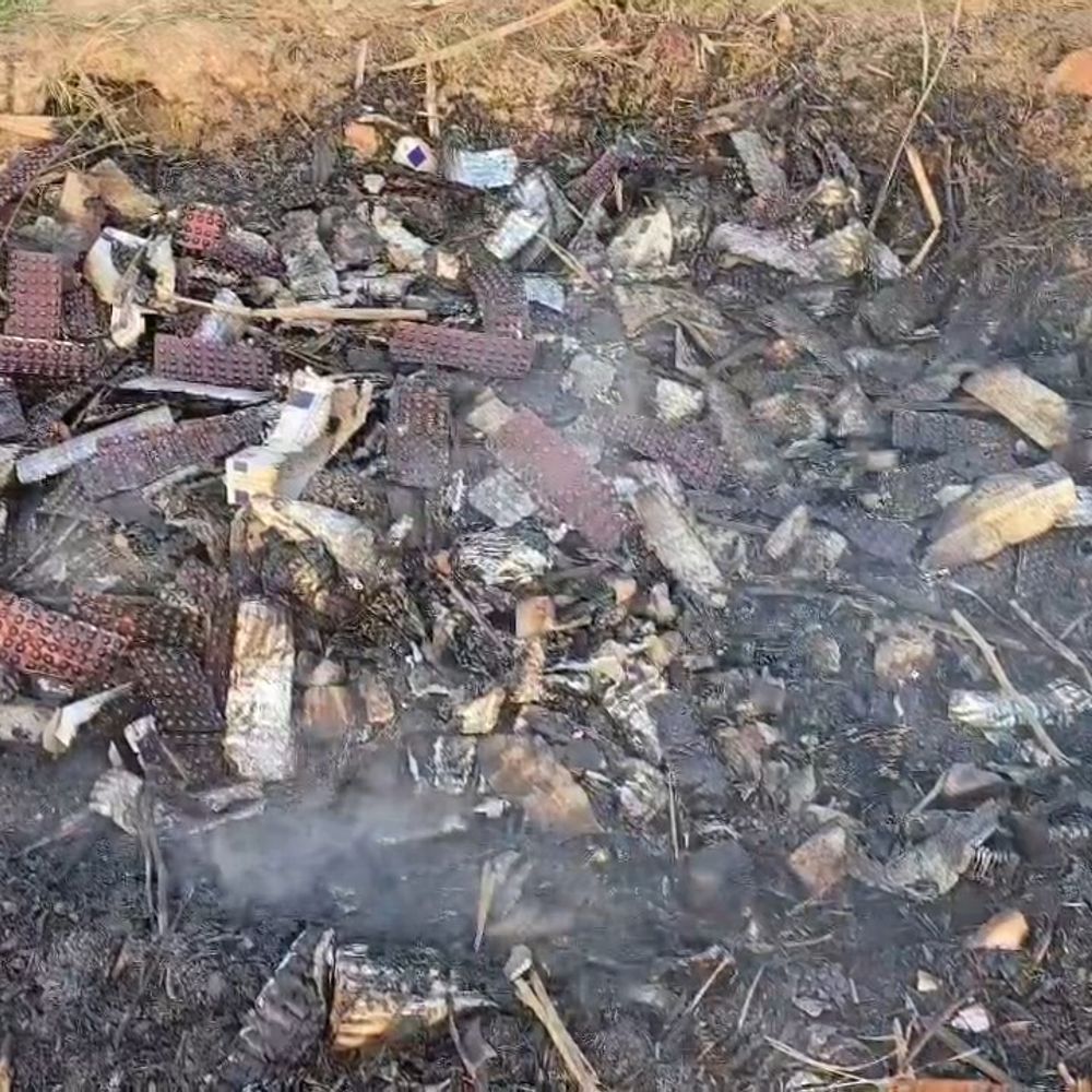 बागपत में 10 हजार आयरन गोलियां जलाई गईं:स्वास्थ्य विभाग पर उठे गंभीर सवाल, वीडियो वायरल