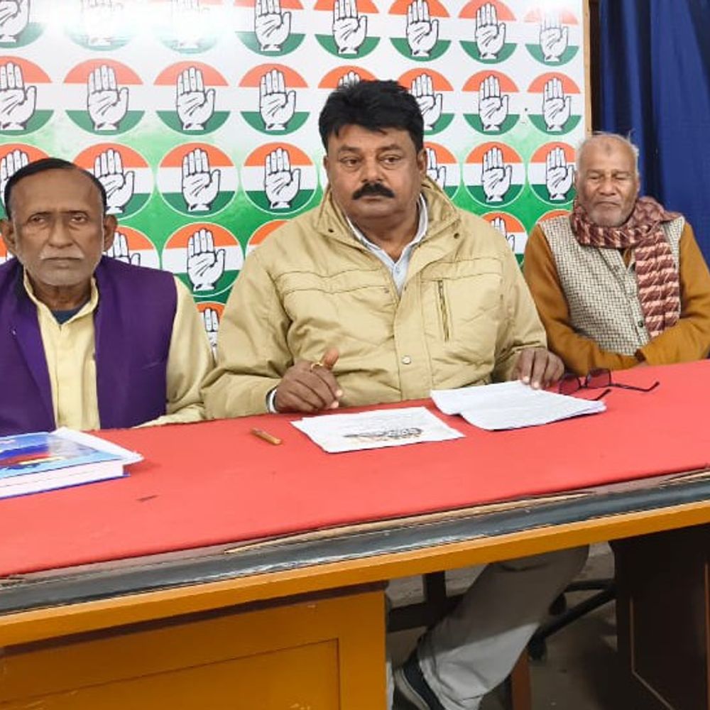 'मनरेगा में बदलाव कर मजदूरों का हक छीना जा रहा'-जिलाध्यक्ष:कांग्रेस ने महात्मा गांधी योजनाओं में संशोधन का किया विरोध