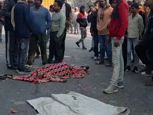 औरंगाबाद में सड़क हादसे में महिला की मौत, बहू घायल:बेटे के साथ श्राद्धकर्म में शामिल होने जा रही थी, गुस्साए लोगों ने 2 घंटे तक एनएच-139 जाम रखा