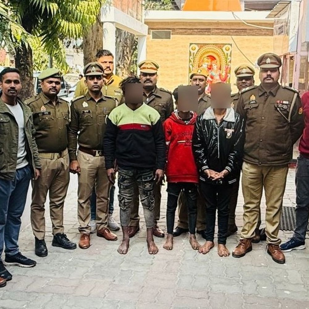 लखनऊ में ब्लाइंड मर्डर का खुलासा:ईंट से सिर कूंचकर लाई-चना विक्रेता की हत्या की थी, 3 आरोपी गिरफ्तार