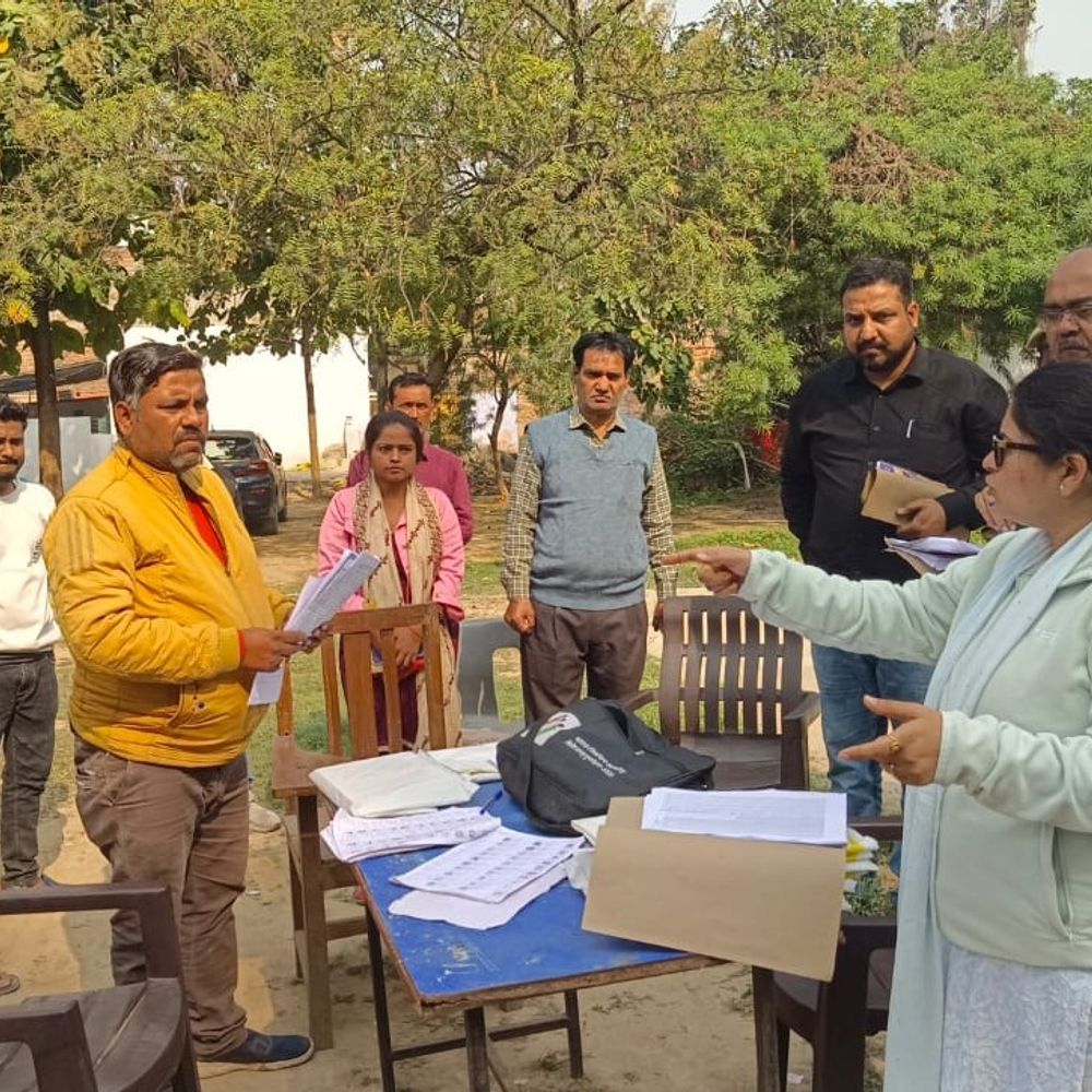 गोंडा में 1.55 लाख नो मैपिंग मतदाताओं को नोटिस जारी:जवाब और कागजात न देने पर सूची से हटेंगे नाम, मांगे गए दस्तावेज और जवाब