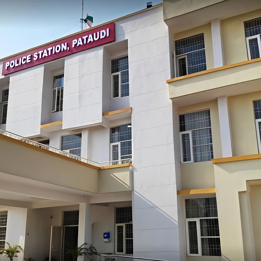 गुरुग्राम में किराना दुकान में चोरी:  बेसमेंट से सामान को किया गायब, सीसीटीवी फुटेज के सहारे जांच में जुटी पुलिस – Farrukh Nagar News