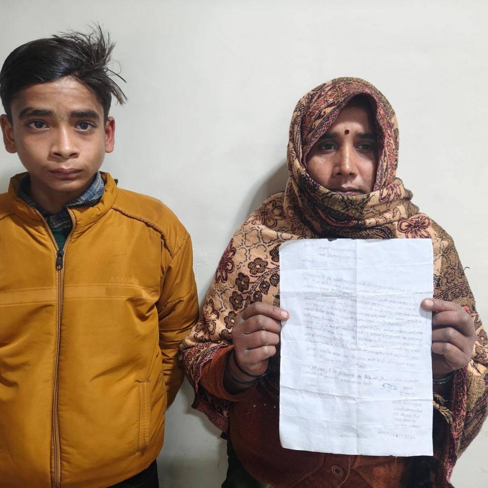 अयोध्या: मां-बेटे की पिटाई, पुलिस ने FIR नहीं की दर्ज:बेर से कंडे टूटने पर दबंगों ने पीटा, न्याय की आस में पीड़ित