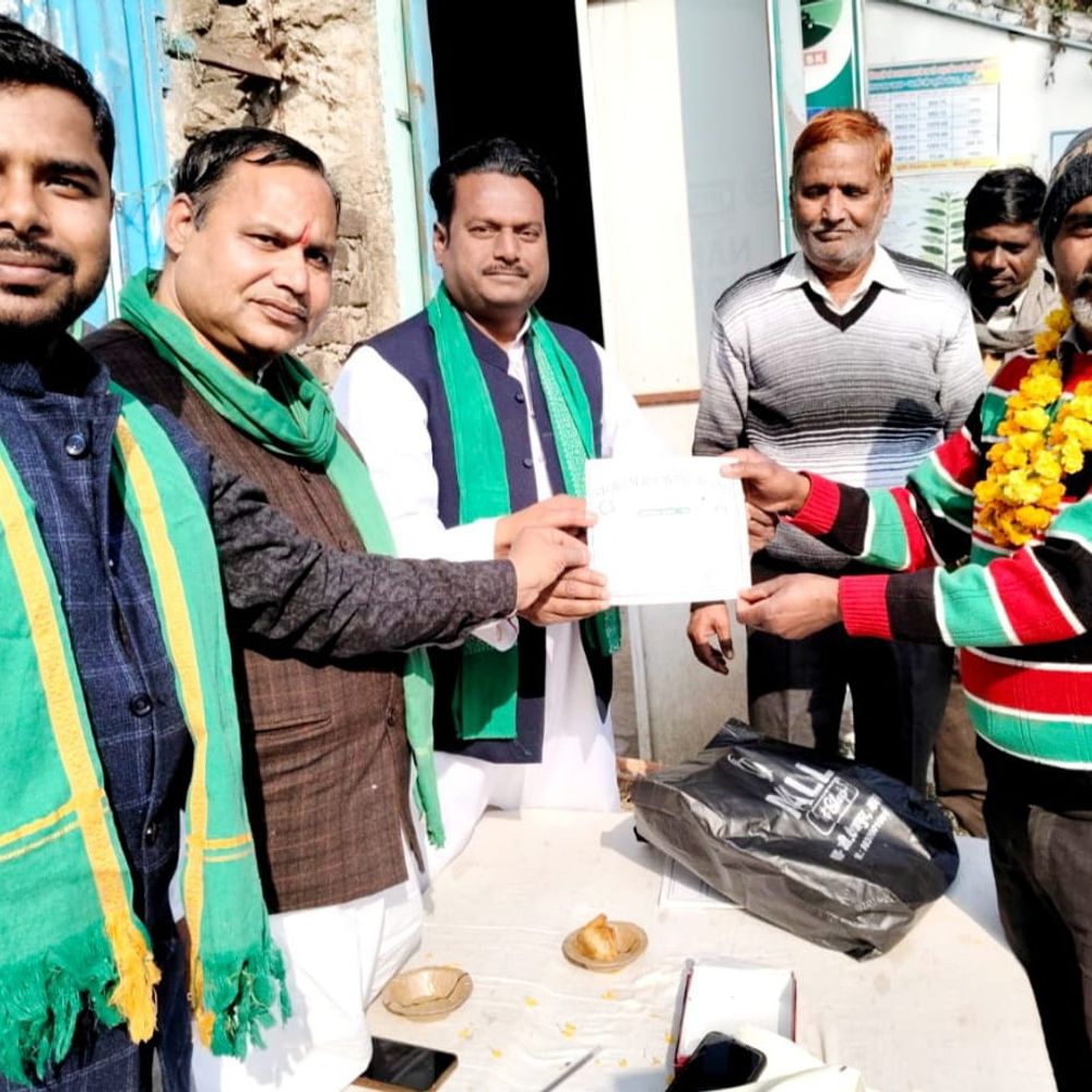 भारतीय किसान यूनियन (किसान) का संगठन विस्तार कार्यक्रम:राष्ट्रीय महासचिव शीलेश दुबे ने 51 किसानों को दिलाई सदस्यता।