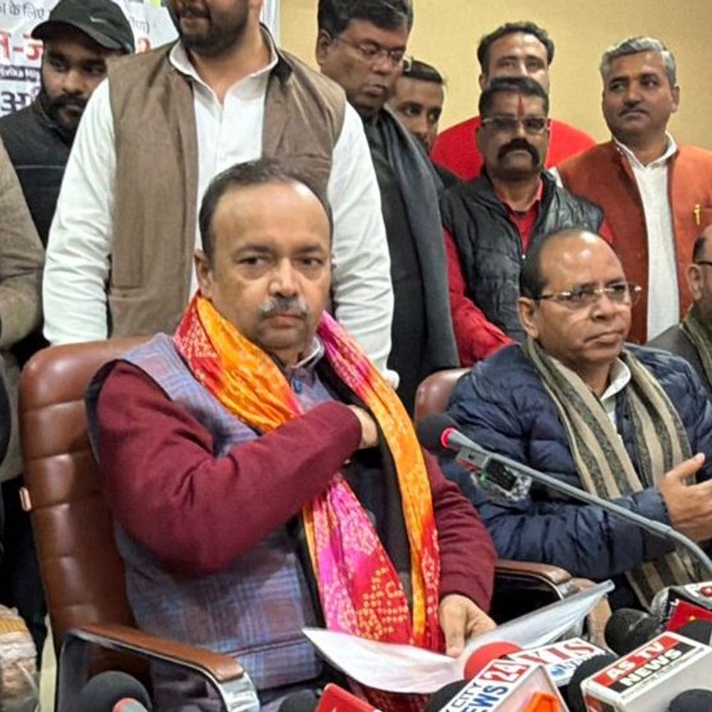 आजम खान के जेल सुविधाओं की मांग पर निशाना:प्रभारी मंत्री जेपीएस राठौर बोले- सत्ता में जनता परेशान थी, अब न्यायालय जाए