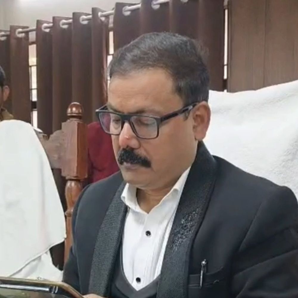 बरेली में 120 शत्रु संपत्तियों पर सरकार का कब्जा:करोड़ों की छिपी संपत्तियां भी सामने आईं, विकास में होंगी इस्तेमाल