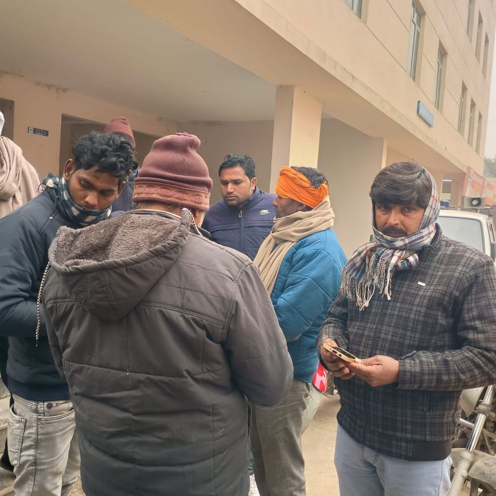 बिजनौर में अज्ञात वाहन की टक्कर से युवक की मौत:नजीबाबाद में पैदल जा जाते समय चपेट में आया, डॉक्टर ने मृत घोषित किया