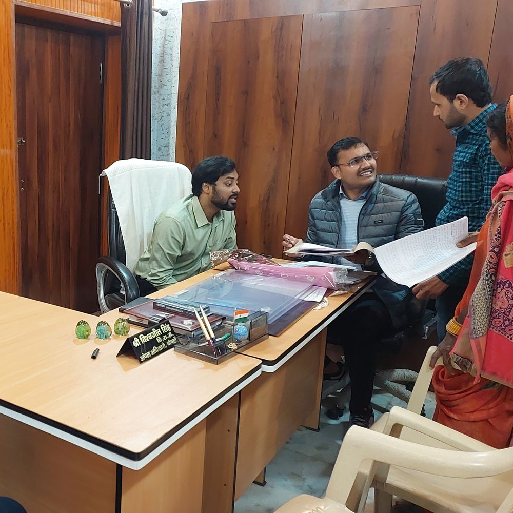 बोचहां में प्रशिक्षु IAS ने सुनी भूमि विवाद की शिकायतें:  अंचल कार्यालय में पहली बार, जांच और कार्रवाई का आश्वासन – bochaha News