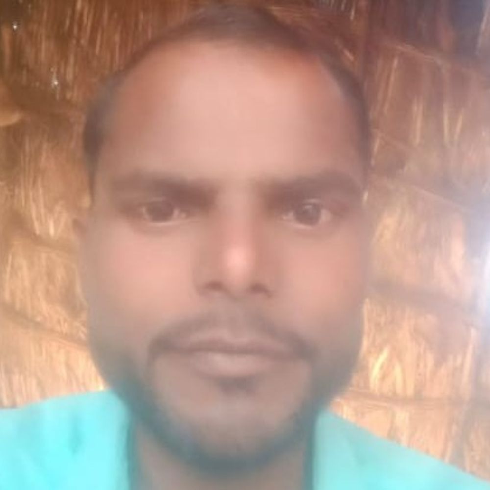 6 दिनों में उठी पिता-पुत्र की अर्थी:हरदोई में पुल की रेलिंग से टकराई बाइक, बहन को ससुराल छोड़कर लौट रहा था युवक