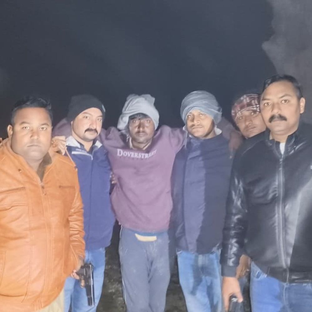 कौशांबी में गौतस्करों से पुलिस की मुठभेड़:एक आरोपी को गोली लगी, दो अन्य गिरफ्तार