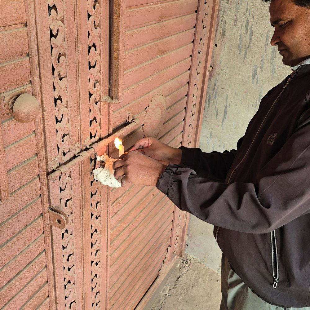 करौली दंगे के आरोपी अमीन खान का भवन सीज:ऑनलाइन गेमिंग सट्टा और गिरफ्तारी के बाद प्रशासन की कार्रवाई