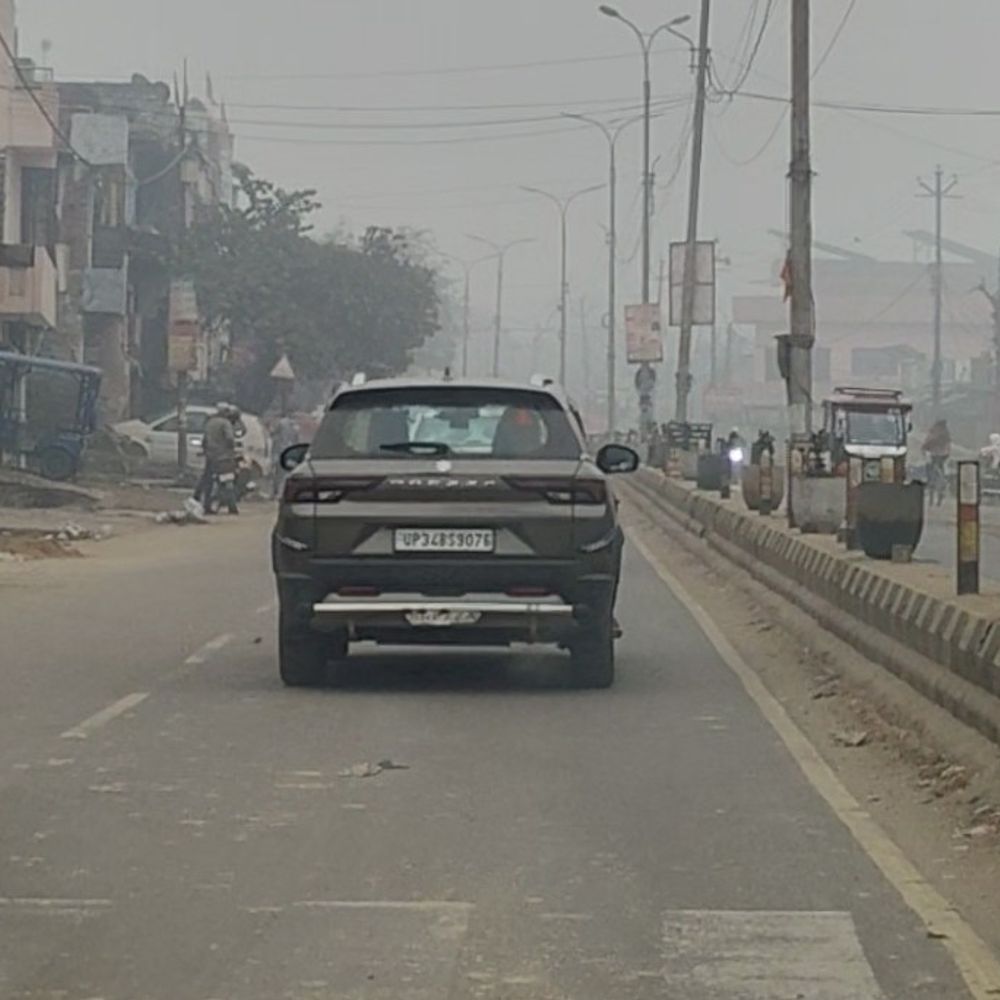 सीतापुर में शीतलहर का कहर जारी,तापमान पहुंचा 7 डिग्री सेल्सियस:कोहरा छटा, लेकिन बर्फीली हवाओं से बढ़ी ठिठुरन,आज से खुलेंगे सभी विद्यालय