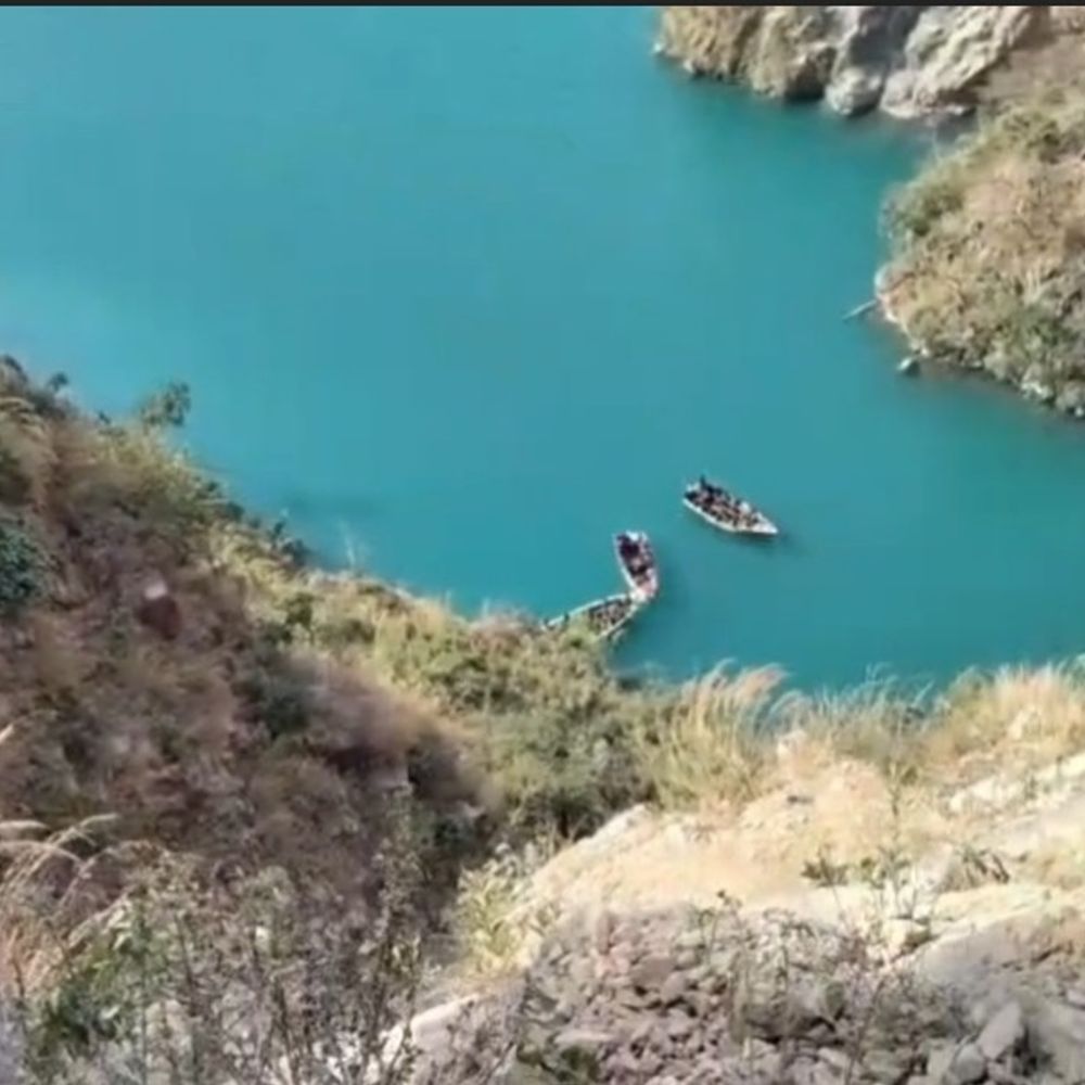 मंडी में कार सतलुज नदी में गिरी:  दो युवकों की मौत, बटवाड़ा जाते समय हुआ हादसा; पुलिस ने शव बरामद किए – Mandi (Himachal Pradesh) News