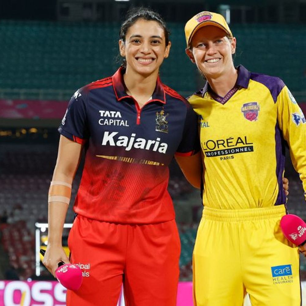 WPL में RCB vs UPW:बेंगलुरु ने टॉस जीतकर बॉलिंग चुनी, प्रेमा रावत की जगह गौतमी नायक को मौका; UPW- 9/0