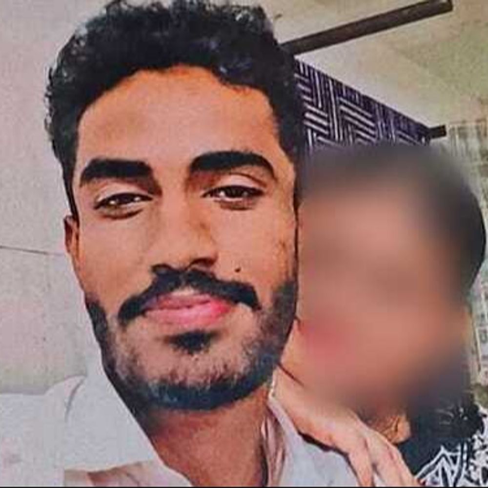 कोई बात नहीं मेरी जान...लिखकर युवक फंदे से लटका:डेढ़ महीने बाद अलमारी में मिला सुसाइड नोट; पिता बोले- लड़की ने उकसाया था