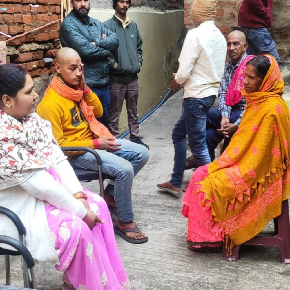 अरवल में मुख्य पार्षद साधना ने जनता दरबार लगाया:  मृतकों के परिजनों से मुलाकात की, हर संभव मदद का आश्वासन दिया – Arwal News