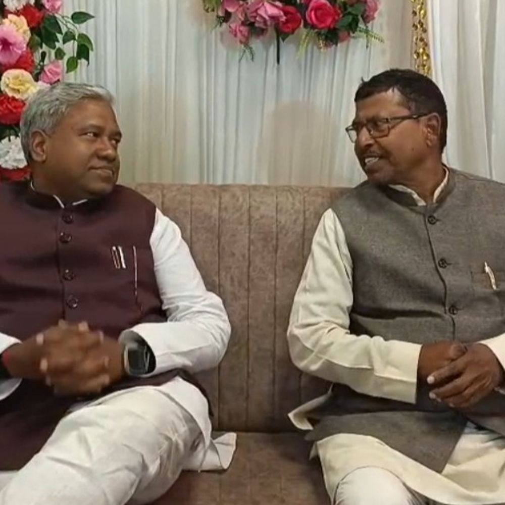 ‘100 दिन के मौन व्रत पर गयाजी में करें साधना’:  मंत्री संतोष सुमन ने तेजस्वी पर किया कटाक्ष, बोले-अच्छे कामों का विरोध करने पर सीटें होगी कम – Jehanabad News