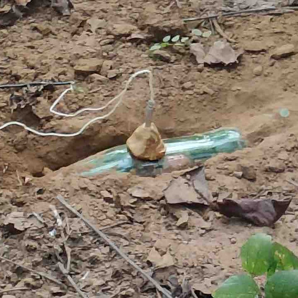 2 प्रेशर IED और माओवादी डम्प बरामद:मद्देड़–भोपालपटनम् क्षेत्र में सुरक्षाबलों की बड़ी कामयाबी, मौके पर ही किया गया नष्ट