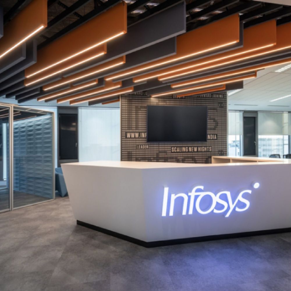 इंफोसिस का मुनाफा तीसरी तिमाही में 2% घटा:यह ₹6,654 करोड़ रहा, रेवेन्यू 9% बढ़कर ₹45,479 रहा; नौकरी छोड़ने वाले कर्मचारियों की संख्या घटी