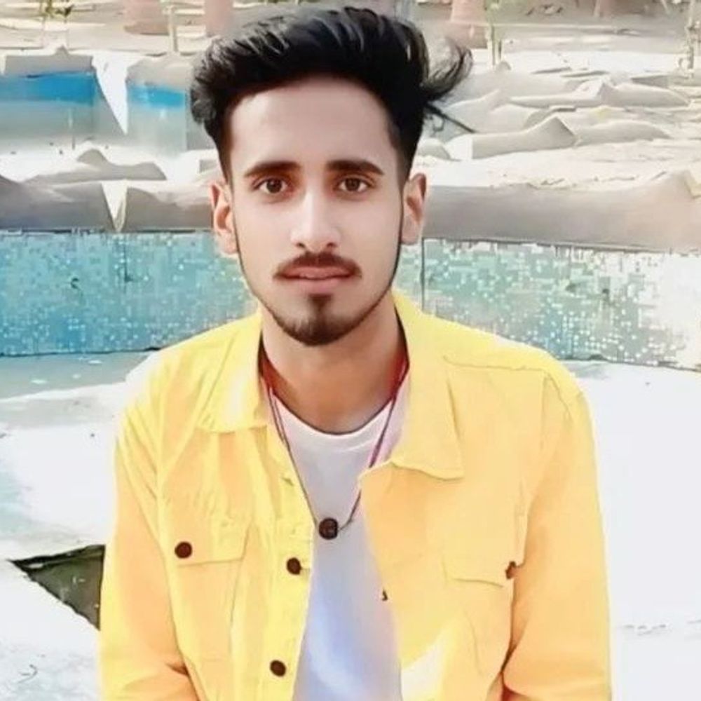 ट्रेन से गिरकर भोजपुरी गायक के भतीजे की मौत:  BA की परीक्षा देकर बुआ के घर जा रहा था, बैलेंस बिगड़ने से गिरा नीचे – Bhojpur News