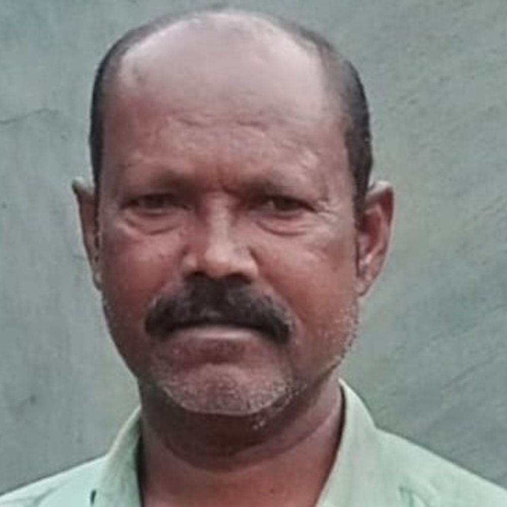 आर्थिक तंगी से परेशान शख्स ने की आत्महत्या:  घायल बेटे के इलाज के लिए पैसे नहीं जुटा पाने से था परेशान, फंदे से लटकी मिली लाश – Giridih News