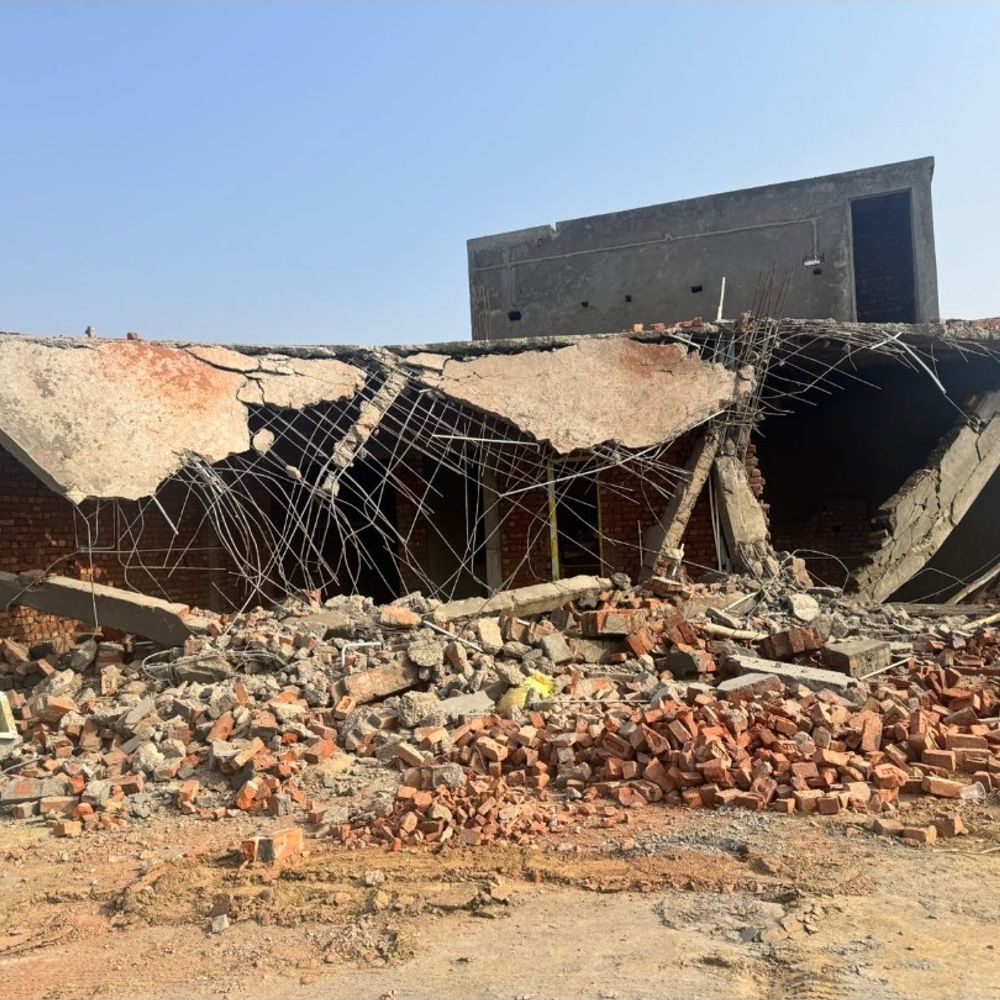 पानीपत में अवैध कॉलोनियों पर चला पीला पंजा:  40 एकड़ में 6 कॉलोनियों के गिराए ढांचे, नोटिस का नहीं दिया जवाब – Matlouda News