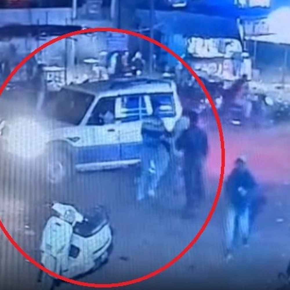 रायपुर की शराब दुकान से कर्मचारियों का अपहरण VIDEO:  स्कार्पियों में आए आरोपी, तिल्दा नेवरा की शराब दुकान से चार कर्मचारियों को गाड़ी में लेकर गए; पुलिस में अब तक नहीं पहुंची शिकायत – Raipur News