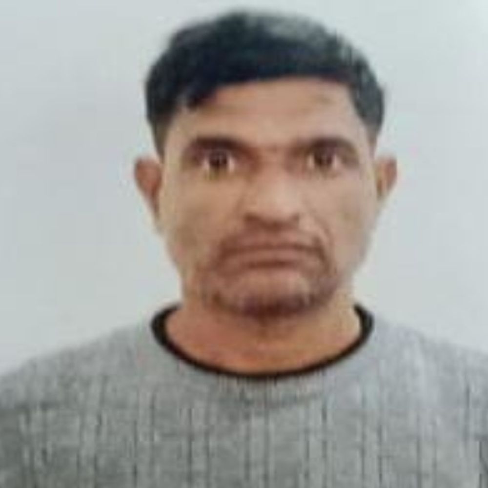 तीन साल से चकमा दे रहा इनामी भिंड से गिरफ्तार:  जमीन की धोखाधड़ी में था फरार, भिंड में रिश्तेदार के घर छिपा था – Gwalior News