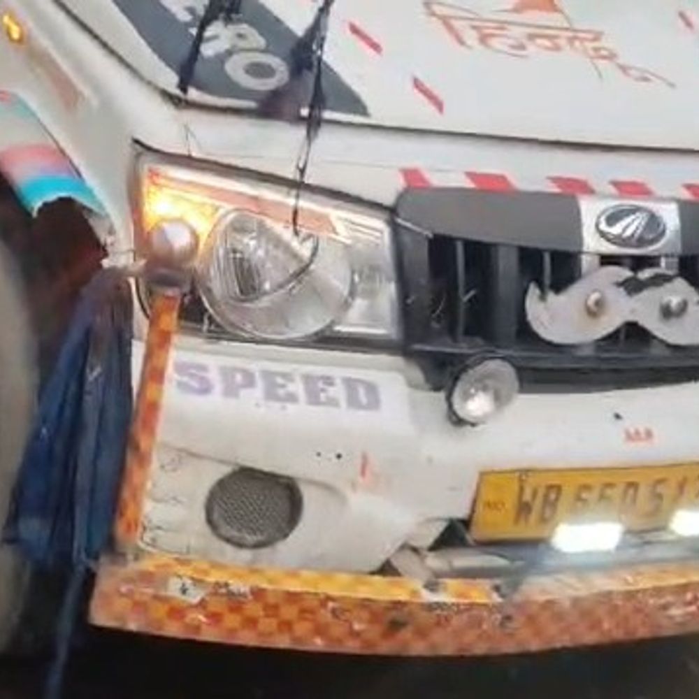 सड़क पर पड़ा था शव, लोग लूट रहे थे मछलियां:सीतामढ़ी में छात्र की मौत, कोचिंग जा रहा था; चालक फरार