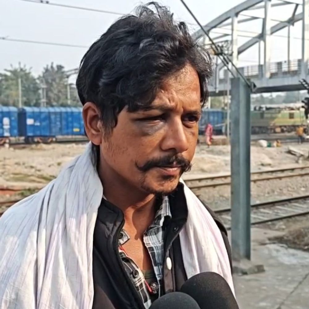 कटिहार रेलवे स्टेशन पर फिर लूटपाट:IRCTC कर्मचारी से मारपीट कर मोबाइल और नकदी छीनी