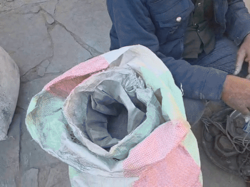 राजस्थान में पकड़ी अवैध हथियार और बारूद फैक्ट्री:  टोंक में घर से चला रहे थे कारखाना, कट्टों में भरे थे छर्रे और गन पाउडर; 2 गिरफ्तार – Tonk News