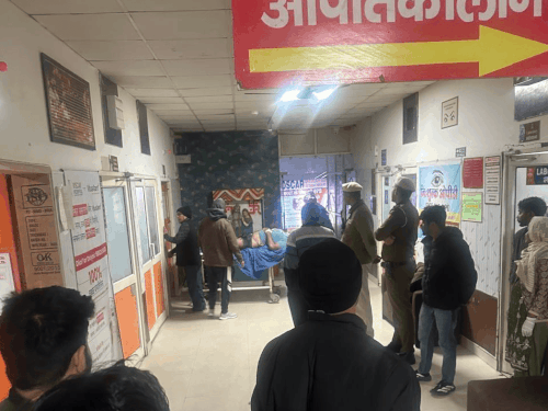 झज्जर में देर रात पुलिस पर बदमाशों ने चलाई गोलियां:  एसटीएफ टीम से एक पुलिसकर्मी घायल, अवैध हथियार की सूचना पर गई थी टीम – Jhajjar News