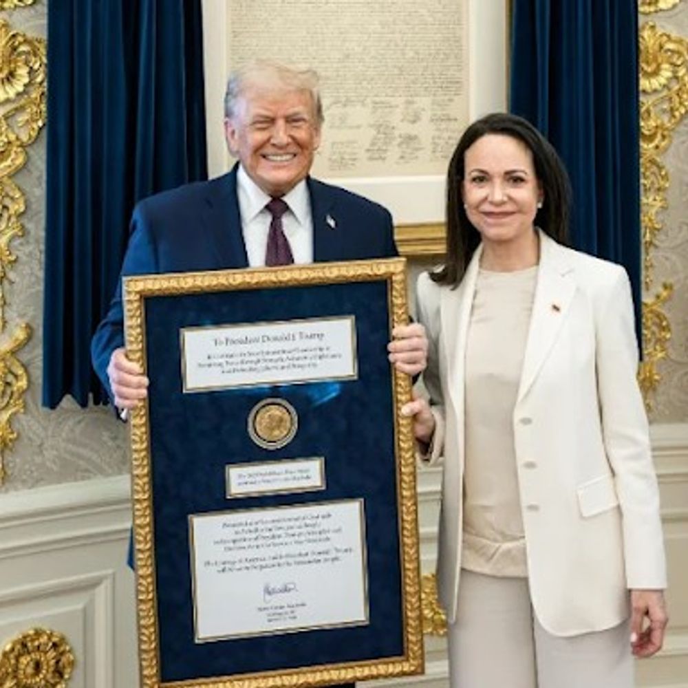 वेनेजुएलाई नेता ने अपना नोबेल पुरस्कार ट्रम्प को दिया:मचाडो के प्रेसिडेंट बनने की चर्चा थी, लेकिन ट्रम्प का समर्थन नहीं; अब बोलीं- अमेरिकी राष्ट्रपति पर भरोसा