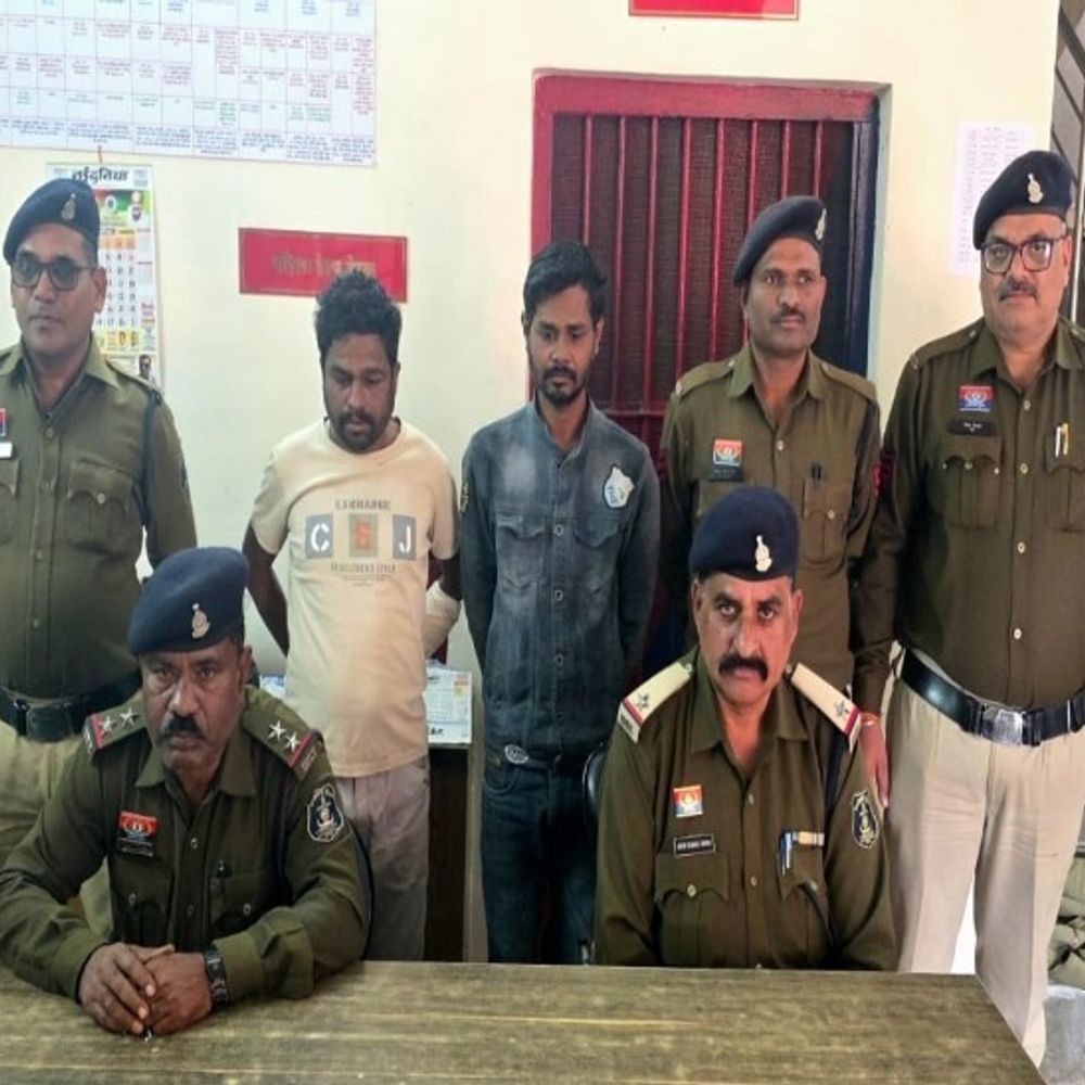 जांजगीर-चांपा में घर में लगाई आग, तोड़फोड़:  शराब के लिए पैसे न देने पर दो आरोपी गिरफ्तार, जांच जारी – janjgir champa News