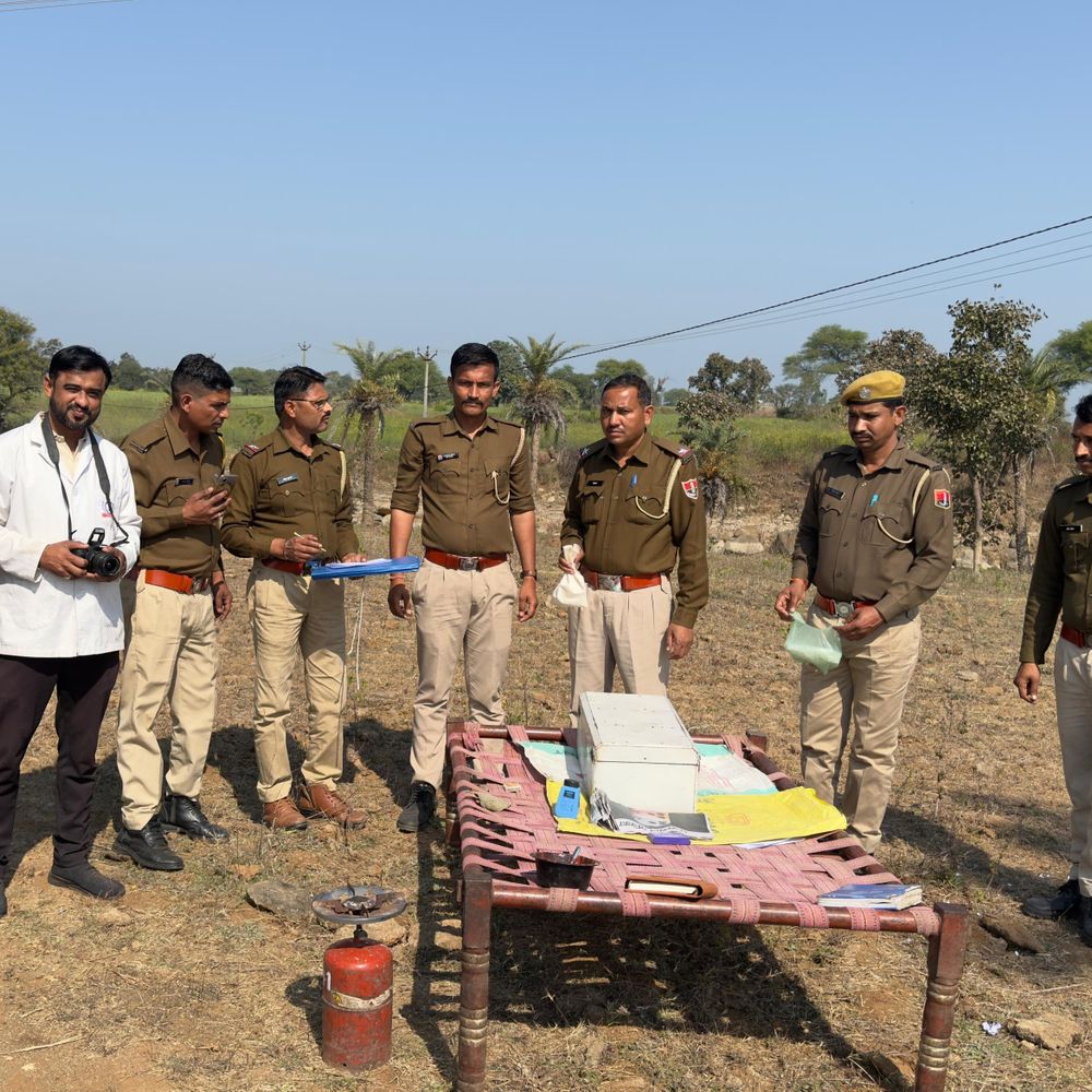 प्रतापगढ़ पुलिस ने 50 हजार का इनामी तस्कर किया गिरफ्तार:चार साल से फरार था, राजस्थान और मध्यप्रदेश में 8 मामले दर्ज थे