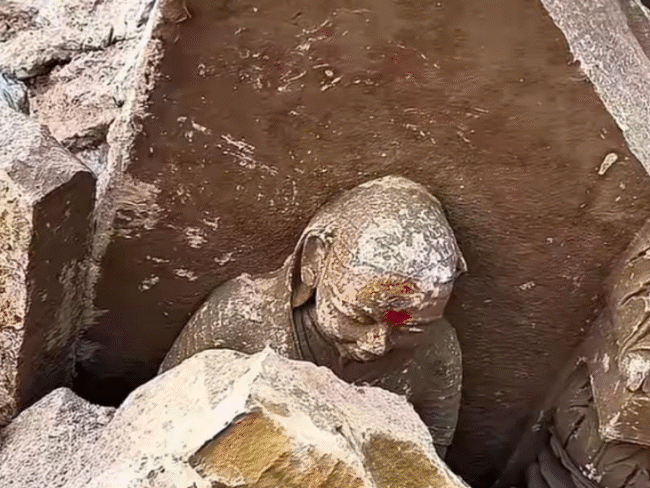 वाराणसी में मणिकर्णिका-घाट सुंदरीकरण मामले में 8 लोगों पर केस:  GVS कंपनी के प्रोजेक्ट मैनेजर ने दी तहरीर, AI जनरेटेड तस्वीरें और भ्रामक सूचना फैलाने का आरोप – Varanasi News