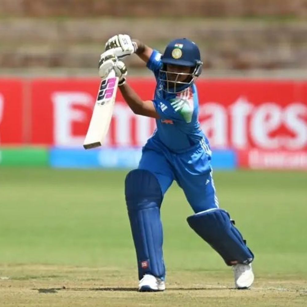 अंडर-19 वर्ल्डकप- बांग्लादेश का दूसरा विकेट गिरा:रिफत 37 रन बनाकर आउट, कनिष्क ने तोड़ी अर्धशतकीय साझेदारी; भारत ने 239 का टारगेट दिया